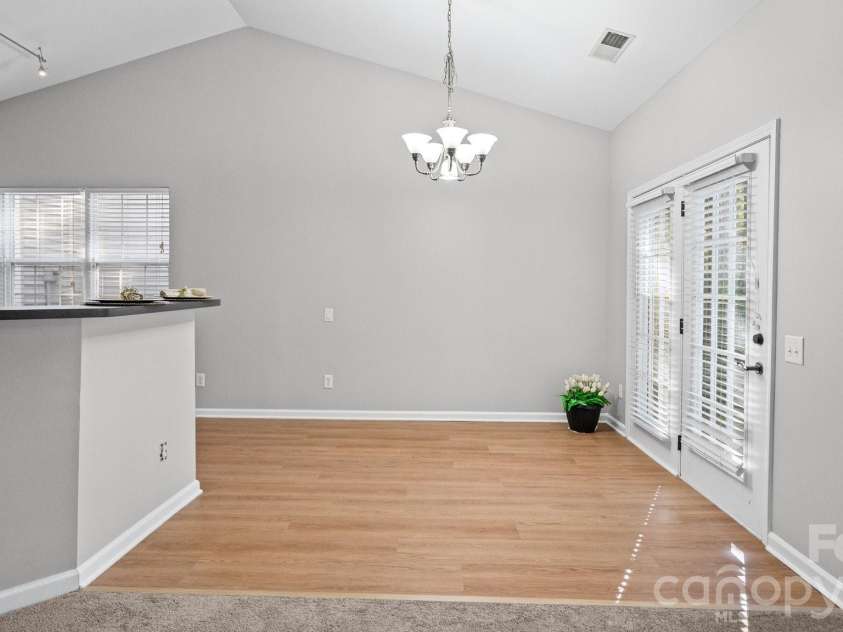 6653 Allness Glen Lane, Charlotte, NC 28269.  MLS# CAR4400662, YatesRealty ID 38460. 