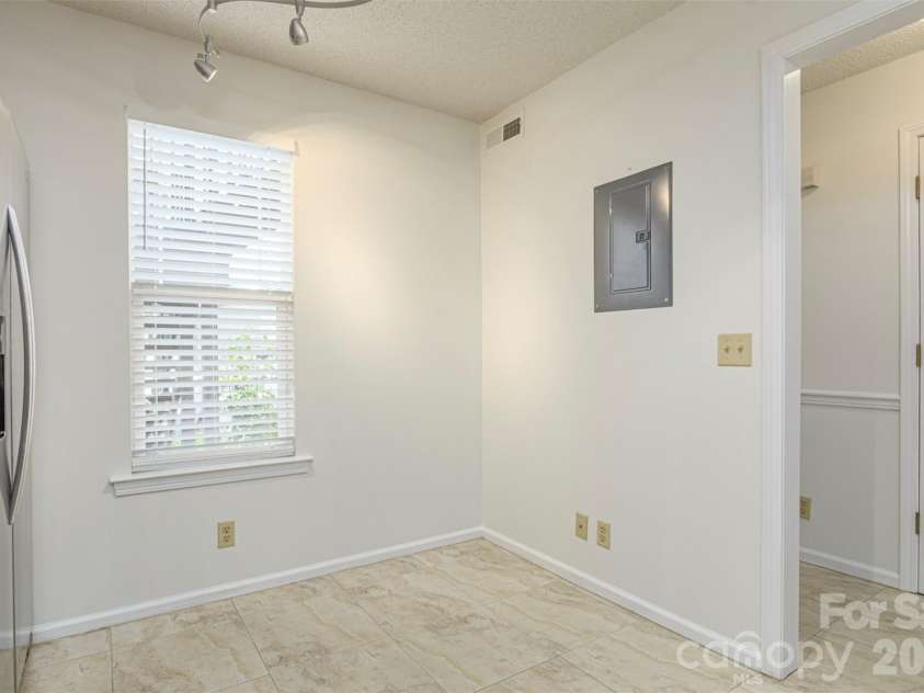 1405 Deermouse Way, Hendersonville, NC 28792.  MLS# CAR4403319, YatesRealty ID 38463. 