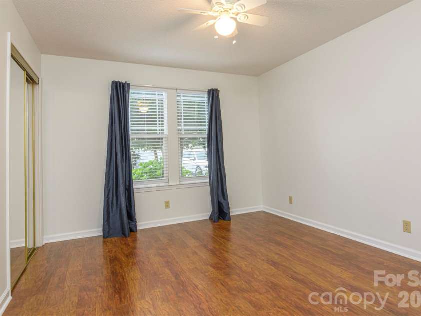 1405 Deermouse Way, Hendersonville, NC 28792.  MLS# CAR4403319, YatesRealty ID 38463. 