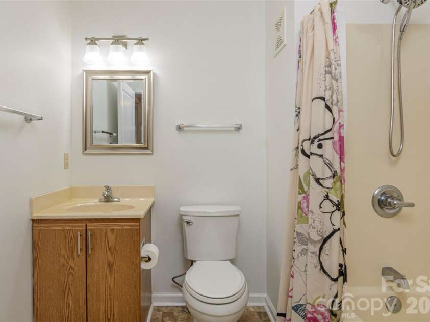 1405 Deermouse Way, Hendersonville, NC 28792.  MLS# CAR4403319, YatesRealty ID 38463. 