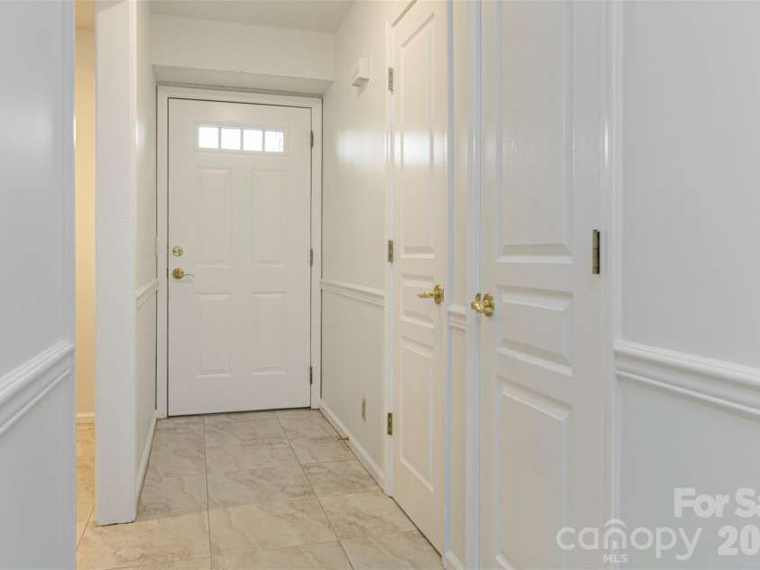 1405 Deermouse Way, Hendersonville, NC 28792.  MLS# CAR4403319, YatesRealty ID 38463. 