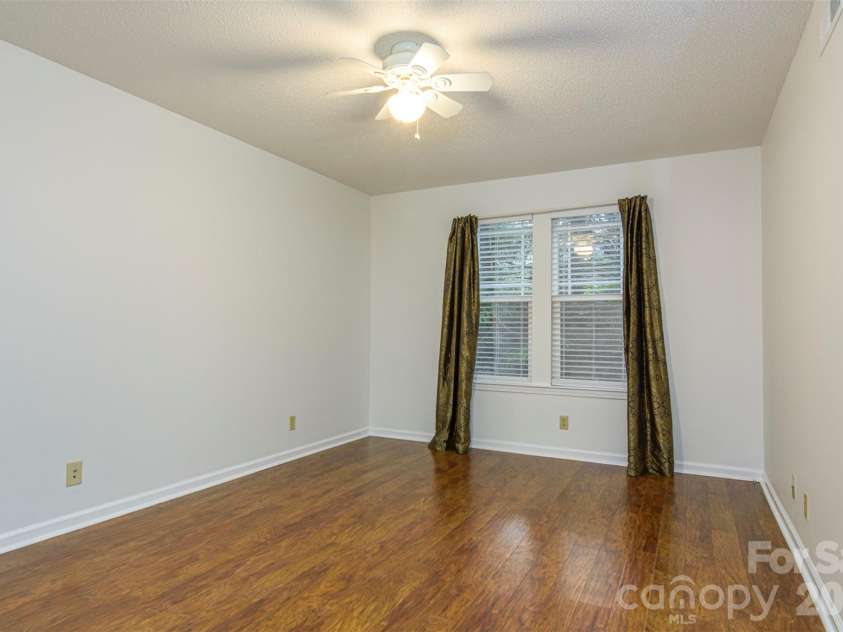 1405 Deermouse Way, Hendersonville, NC 28792.  MLS# CAR4403319, YatesRealty ID 38463. 
