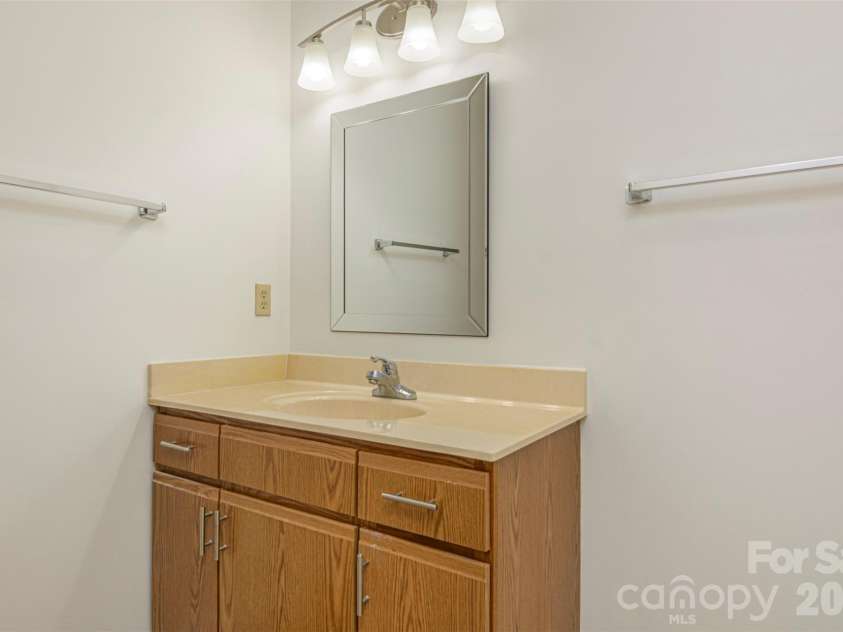 1405 Deermouse Way, Hendersonville, NC 28792.  MLS# CAR4403319, YatesRealty ID 38463. 