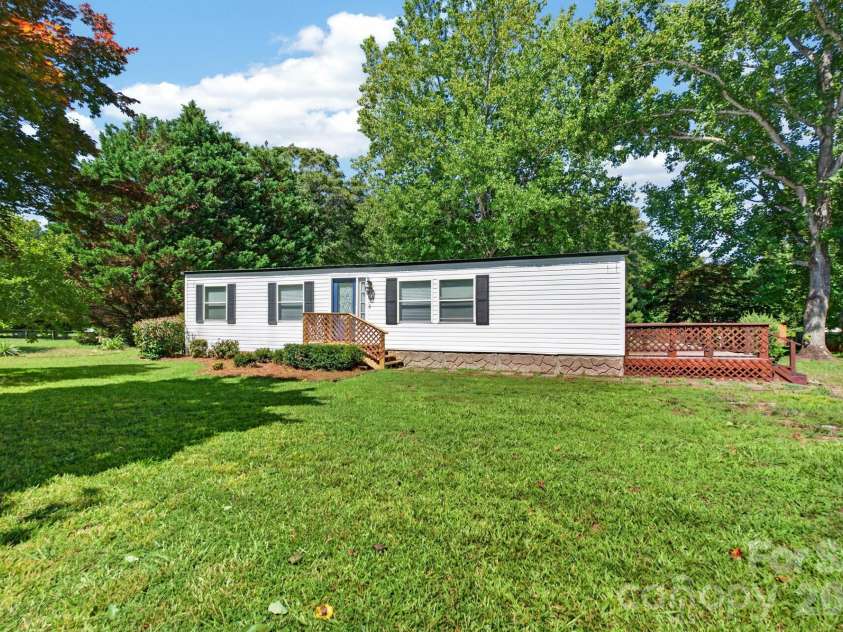 331 Shiloh Road, York, SC 29745.  MLS# CAR4402807, YatesRealty ID 38465. Front Exterior
