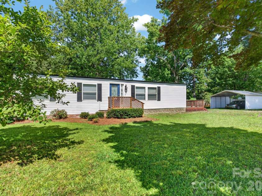 331 Shiloh Road, York, SC 29745.  MLS# CAR4402807, YatesRealty ID 38465. Front Exterior