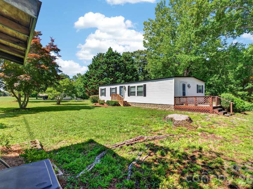 331 Shiloh Road, York, SC 29745.  MLS# CAR4402807, YatesRealty ID 38465. Front Exterior