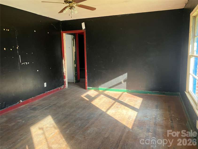 123 Dalehurst Drive, Forest City, NC 28043.  MLS# CAR4405312, YatesRealty ID 38467. 
