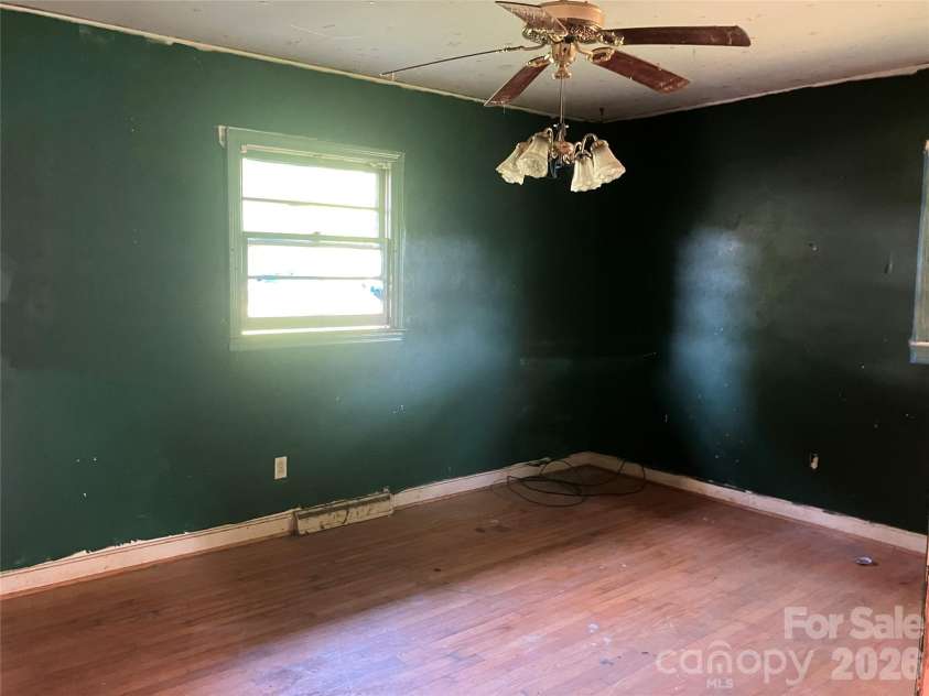 123 Dalehurst Drive, Forest City, NC 28043.  MLS# CAR4405312, YatesRealty ID 38467. 