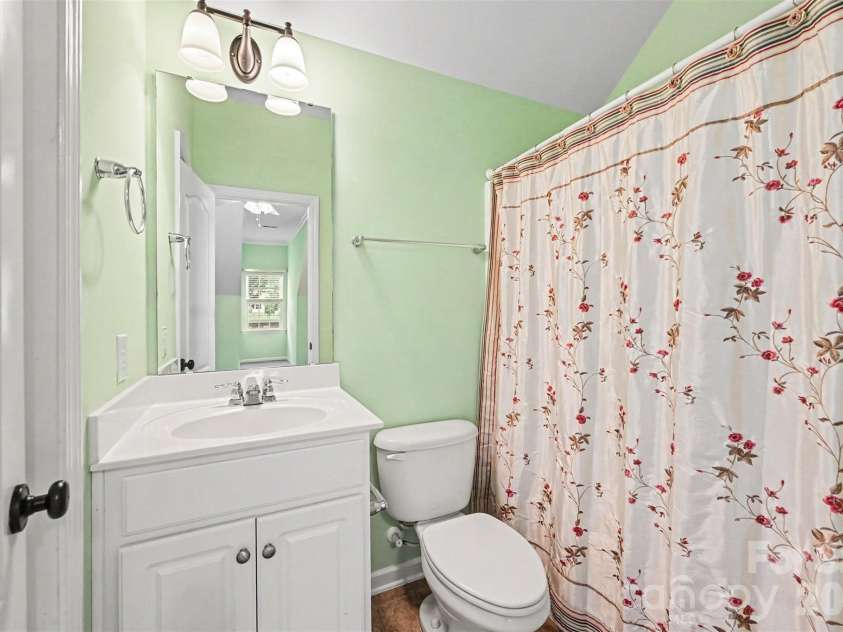 1162 Gold Rush Court, Fort Mill, SC 29708.  MLS# CAR4412511, YatesRealty ID 38468. Bathroom 2