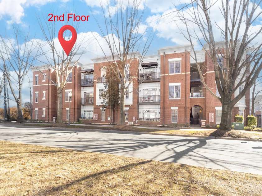 780 Davidson Street, Charlotte, NC 28202.  MLS# CAR4218916, YatesRealty ID 3847. Beautiful Condo in Heart of Charlotte NC