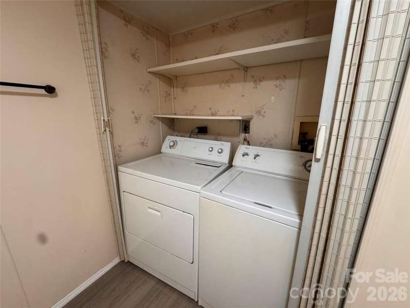 9 Alzena Road, Sylva, NC 28779.  MLS# CAR4344187, YatesRealty ID 3847. 