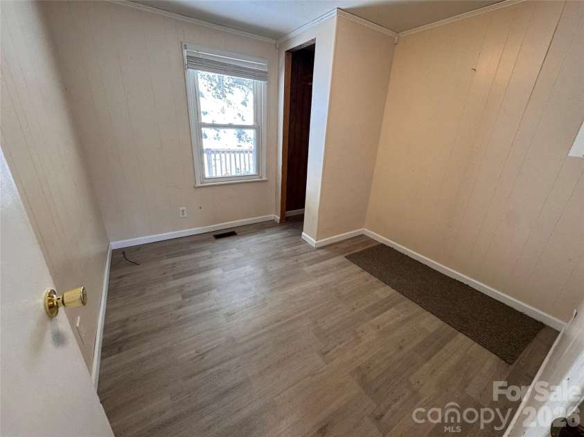 9 Alzena Road, Sylva, NC 28779.  MLS# CAR4344187, YatesRealty ID 3847. 