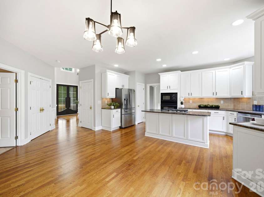12319 Summer Breeze Court, Charlotte, NC 28277.  MLS# CAR4391968, YatesRealty ID 38470. 