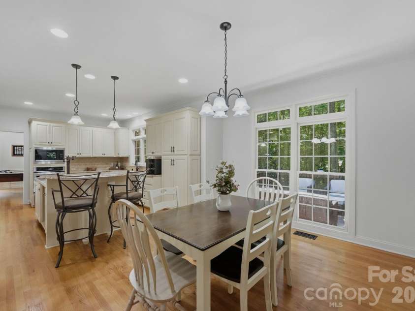 12529 Preservation Pointe Drive, Charlotte, NC 28216.  MLS# CAR4392241, YatesRealty ID 38471. 