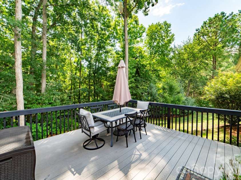 6927 Cinder Run, Waxhaw, NC 28173.  MLS# CAR4404498, YatesRealty ID 38473. 