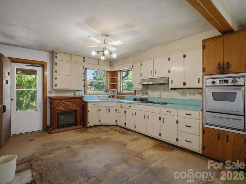 3446 Brandon Road, Morganton, NC 28655.  MLS# CAR4399120, YatesRealty ID 38474. 
