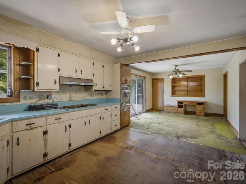 3446 Brandon Road, Morganton, NC 28655.  MLS# CAR4399120, YatesRealty ID 38474. 