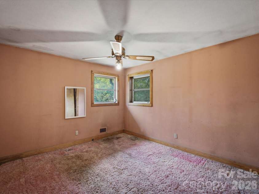 3446 Brandon Road, Morganton, NC 28655.  MLS# CAR4399120, YatesRealty ID 38474. 