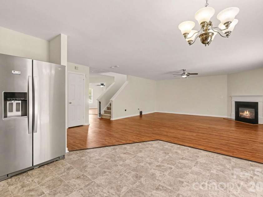 10912 Thousand Oaks Drive, Huntersville, NC 28078.  MLS# CAR4398891, YatesRealty ID 38477. 