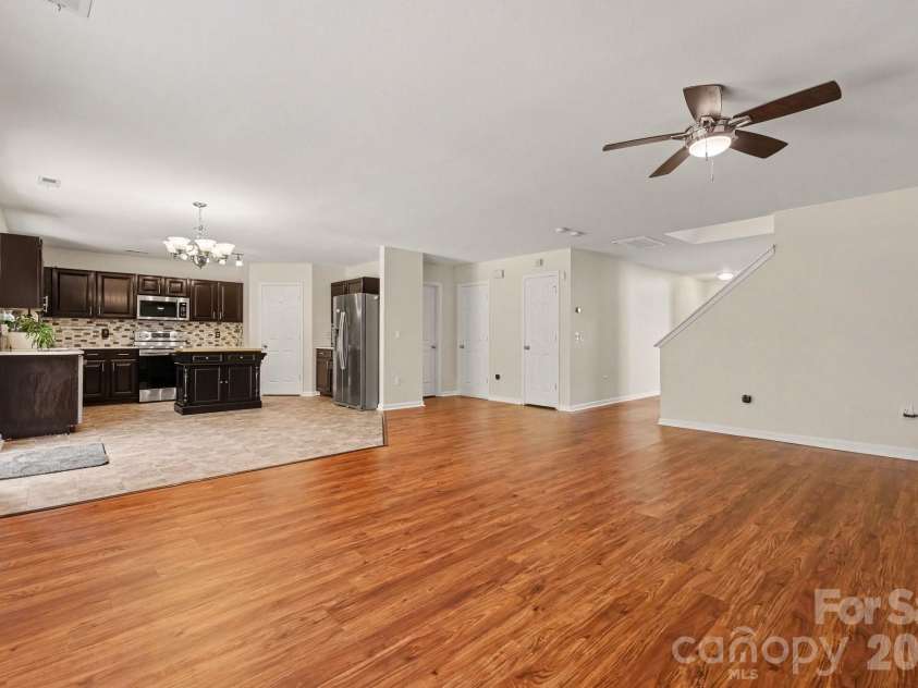 10912 Thousand Oaks Drive, Huntersville, NC 28078.  MLS# CAR4398891, YatesRealty ID 38477. 