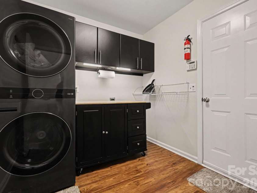 10912 Thousand Oaks Drive, Huntersville, NC 28078.  MLS# CAR4398891, YatesRealty ID 38477. 