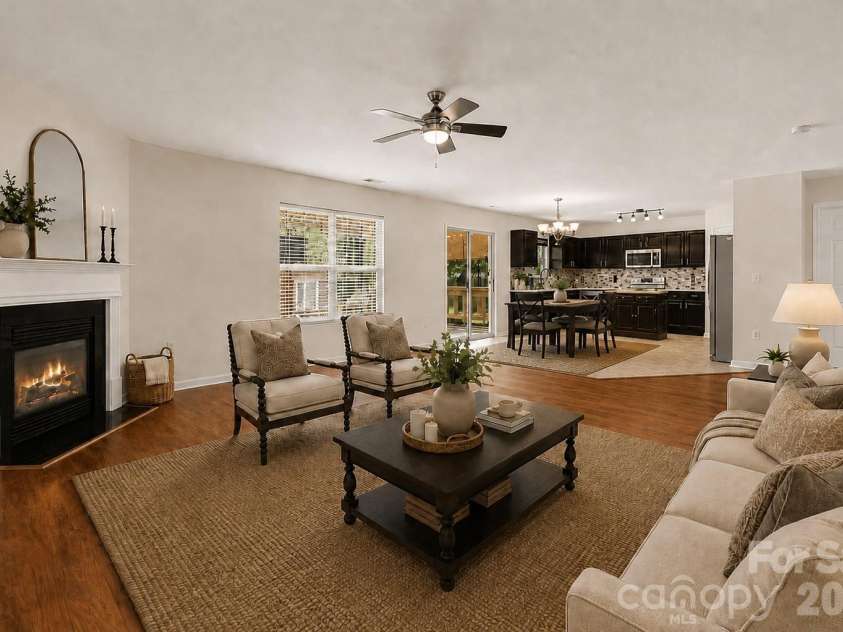 10912 Thousand Oaks Drive, Huntersville, NC 28078.  MLS# CAR4398891, YatesRealty ID 38477. 