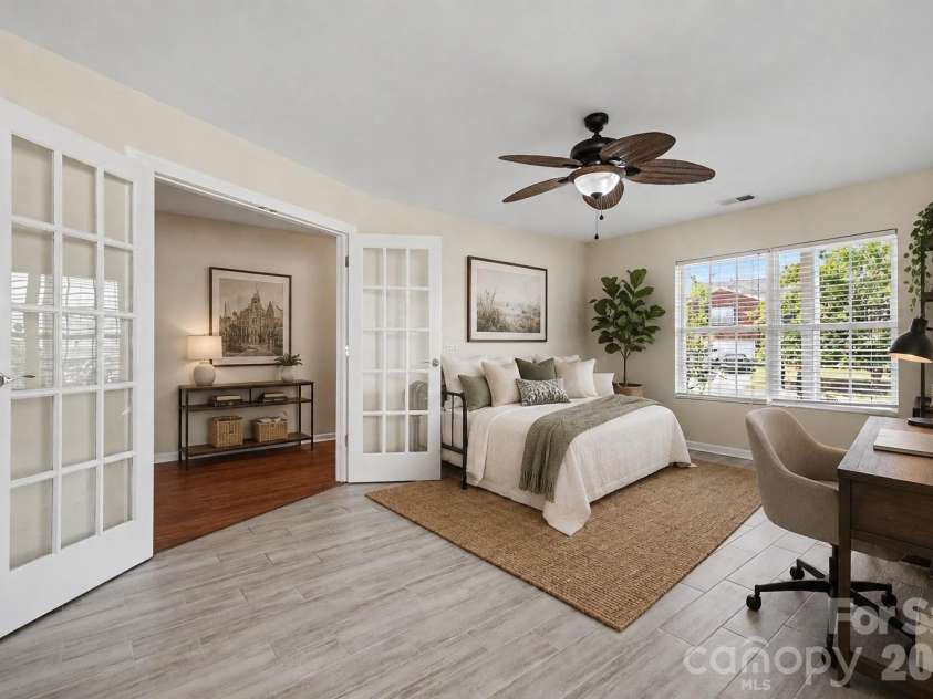 10912 Thousand Oaks Drive, Huntersville, NC 28078.  MLS# CAR4398891, YatesRealty ID 38477. 