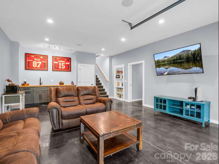 617 South Cove Road, Mill Spring, NC 28756.  MLS# CAR4398379, YatesRealty ID 38479. 