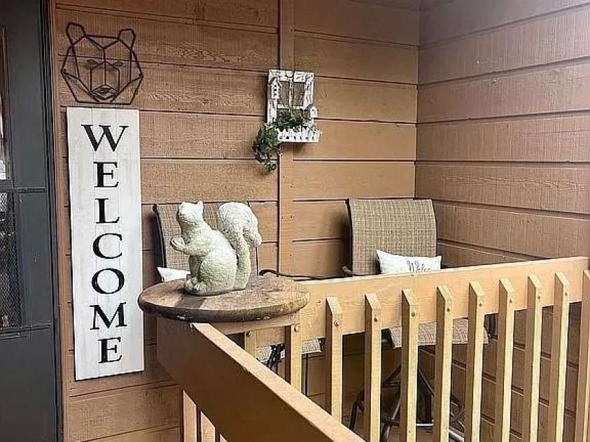 109 Emerald Ridge Road, Sapphire, NC 28774.  MLS# CAR4344212, YatesRealty ID 3848. 