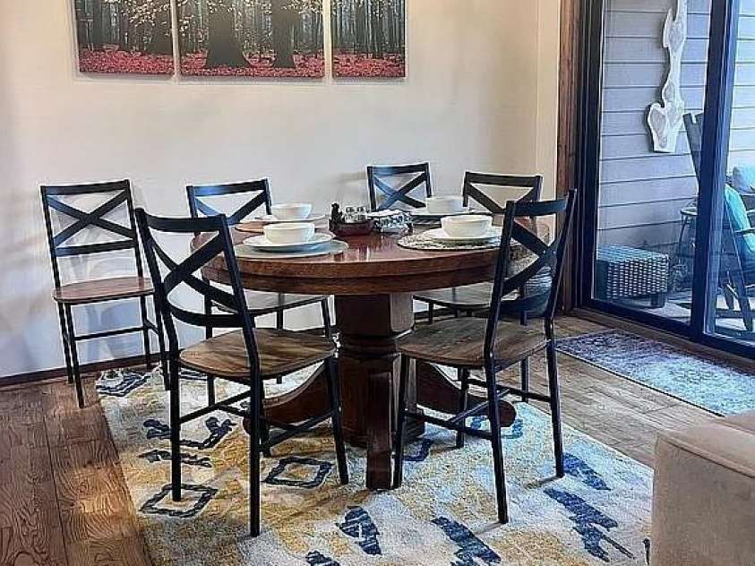 109 Emerald Ridge Road, Sapphire, NC 28774.  MLS# CAR4344212, YatesRealty ID 3848. 