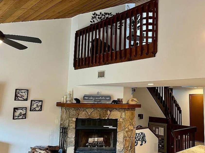 109 Emerald Ridge Road, Sapphire, NC 28774.  MLS# CAR4344212, YatesRealty ID 3848. 