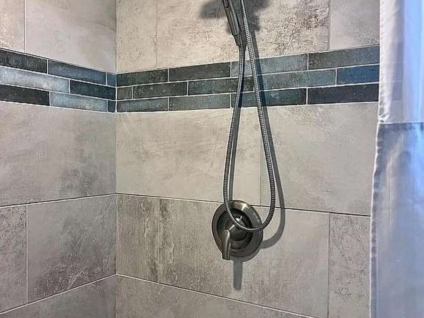 109 Emerald Ridge Road, Sapphire, NC 28774.  MLS# CAR4344212, YatesRealty ID 3848. 