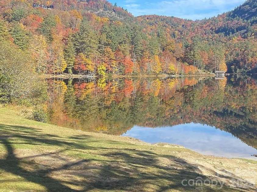 109 Emerald Ridge Road, Sapphire, NC 28774.  MLS# CAR4344212, YatesRealty ID 3848. 