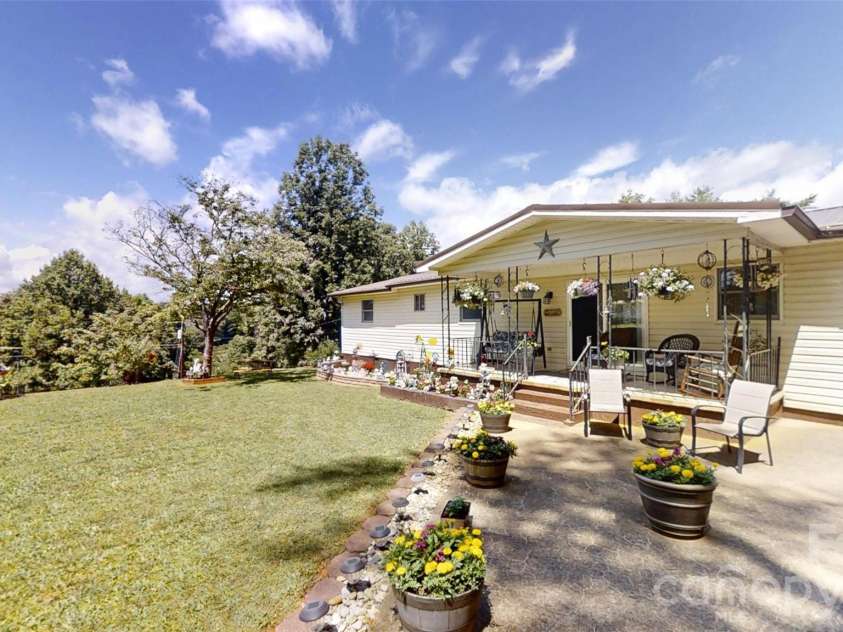 81 Pine Mount Road, Weaverville, NC 28787.  MLS# CAR4402947, YatesRealty ID 38480. 
