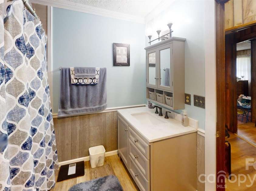81 Pine Mount Road, Weaverville, NC 28787.  MLS# CAR4402947, YatesRealty ID 38480. 