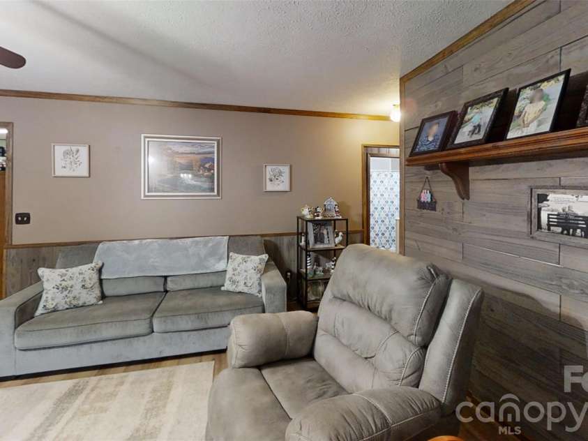 81 Pine Mount Road, Weaverville, NC 28787.  MLS# CAR4402947, YatesRealty ID 38480. 