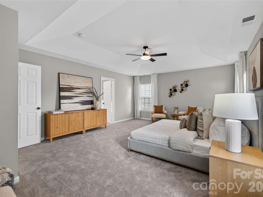 8932 Oransay Way, Charlotte, NC 28278.  MLS# CAR4405293, YatesRealty ID 38482. 