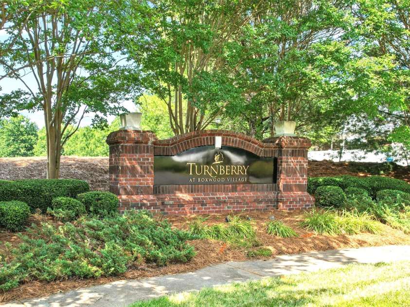 136 Turnberry Drive, Mocksville, NC 27028.  MLS# CAR4400795, YatesRealty ID 38486. 