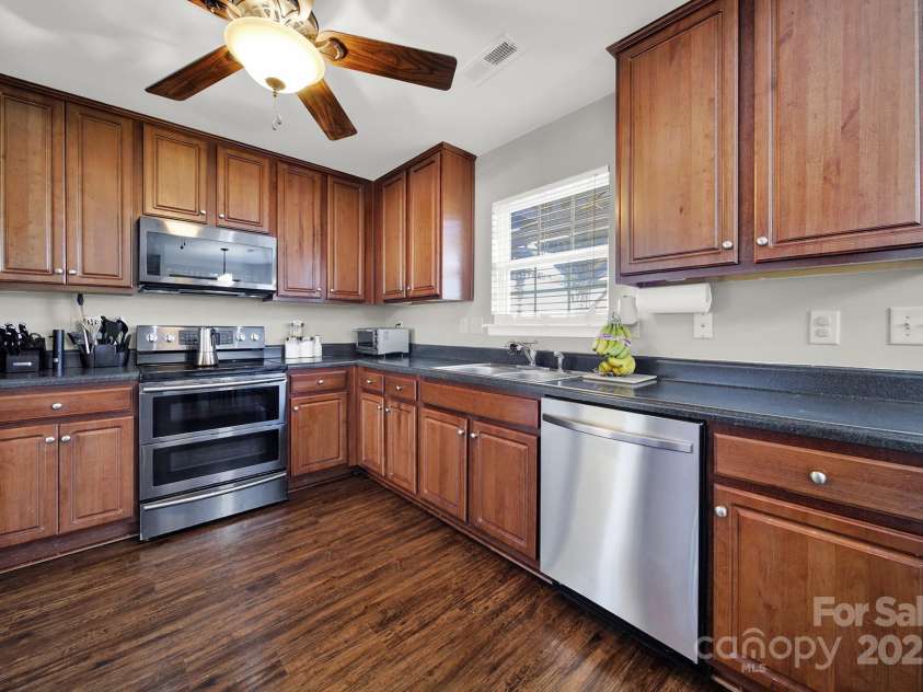 311 Glenn Allen Road, Mooresville, NC 28115.  MLS# CAR4235580, YatesRealty ID 3849. 