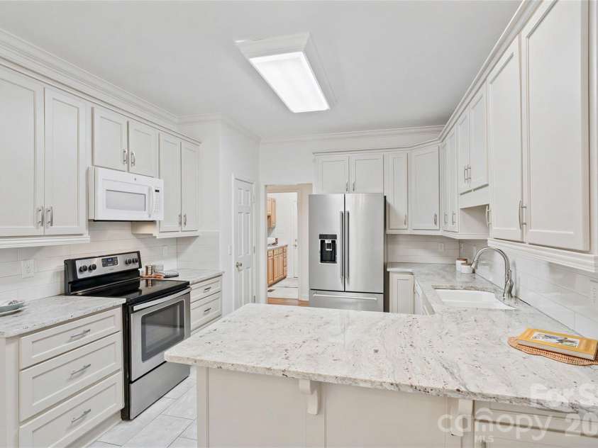 2059 Malvern Road, Rock Hill, SC 29732.  MLS# CAR4400386, YatesRealty ID 38491. 