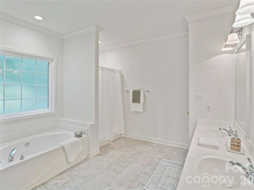 2059 Malvern Road, Rock Hill, SC 29732.  MLS# CAR4400386, YatesRealty ID 38491. 