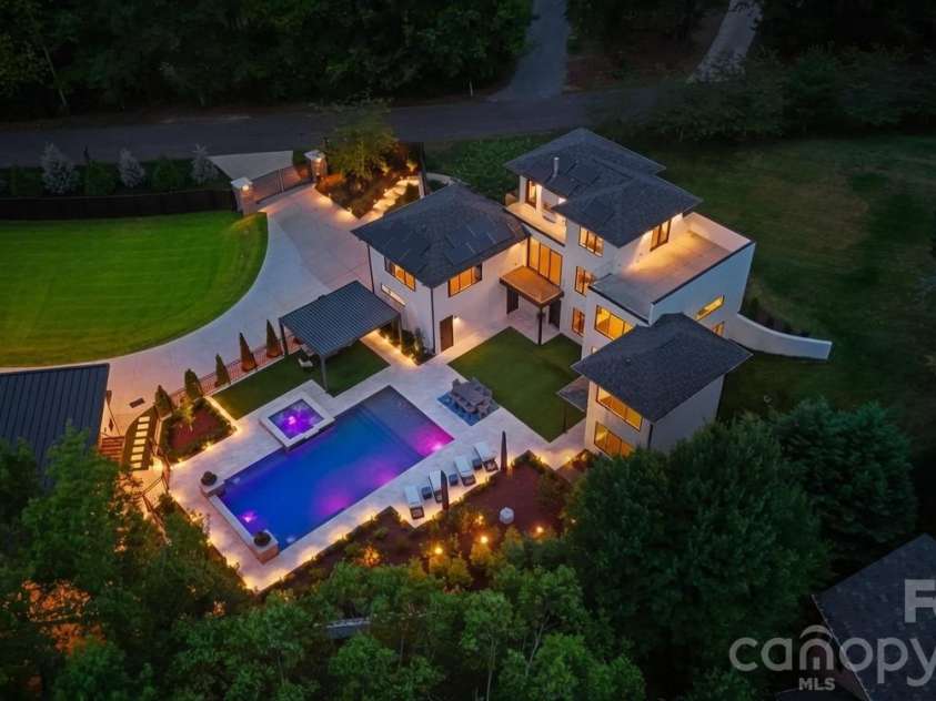 1064 Greylyn Drive, Matthews, NC 28104.  MLS# CAR4399475, YatesRealty ID 38492. 