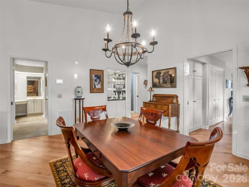 102 White Oak Drive, Hendersonville, NC 28791.  MLS# CAR4376604, YatesRealty ID 38494. 