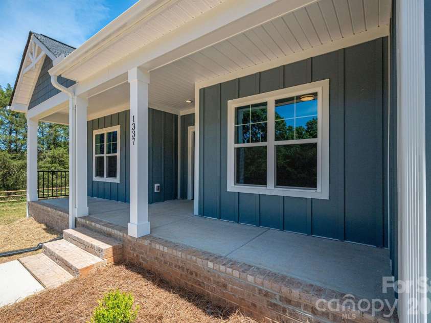 1337 Zeb Haynes Road, Maiden, NC 28650.  MLS# CAR4381610, YatesRealty ID 38495. 
