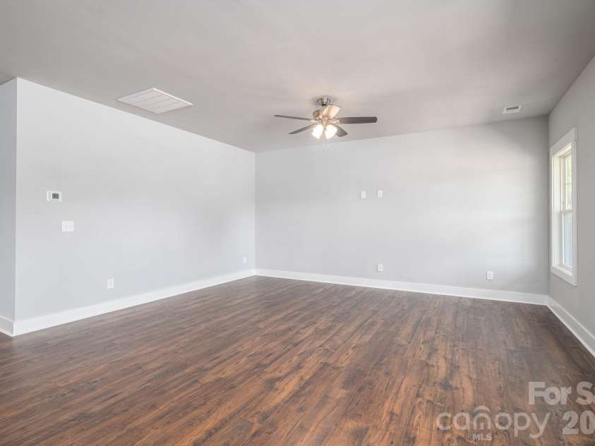 1337 Zeb Haynes Road, Maiden, NC 28650.  MLS# CAR4381610, YatesRealty ID 38495. 