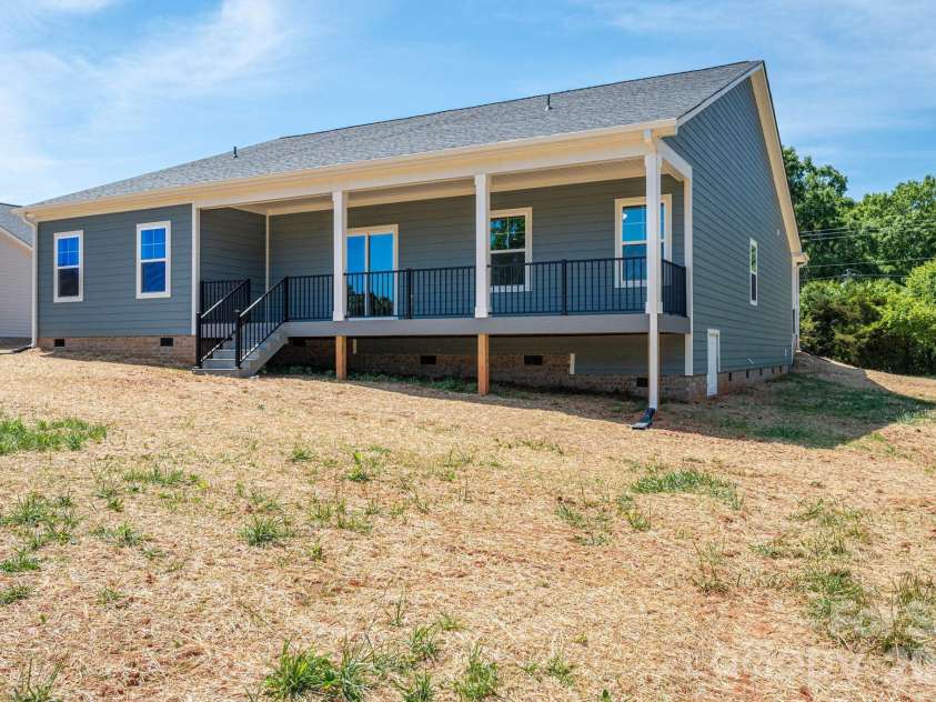 1337 Zeb Haynes Road, Maiden, NC 28650.  MLS# CAR4381610, YatesRealty ID 38495. 