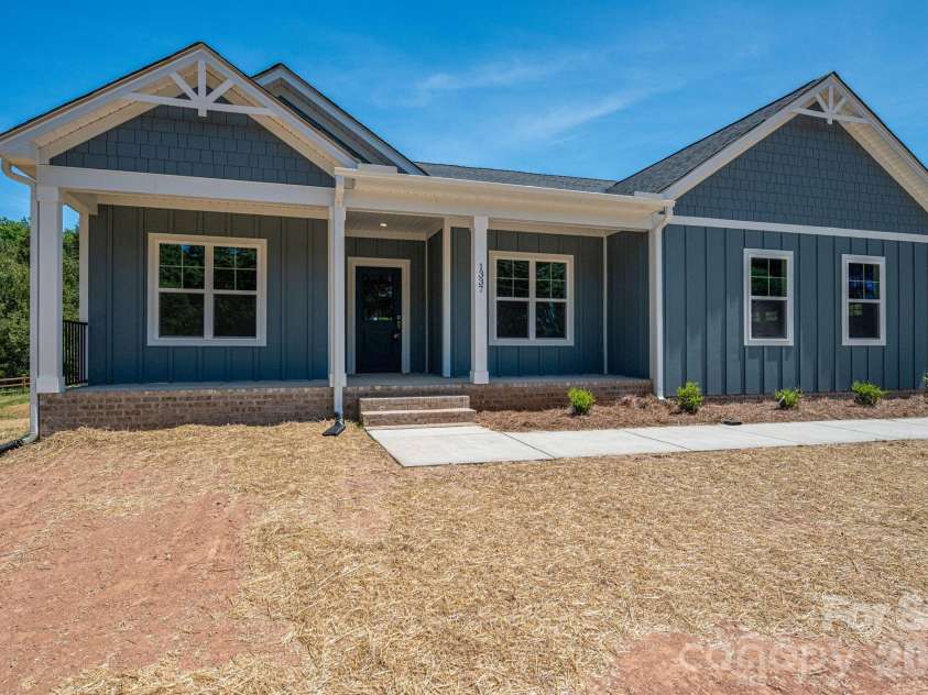 1337 Zeb Haynes Road, Maiden, NC 28650.  MLS# CAR4381610, YatesRealty ID 38495. 