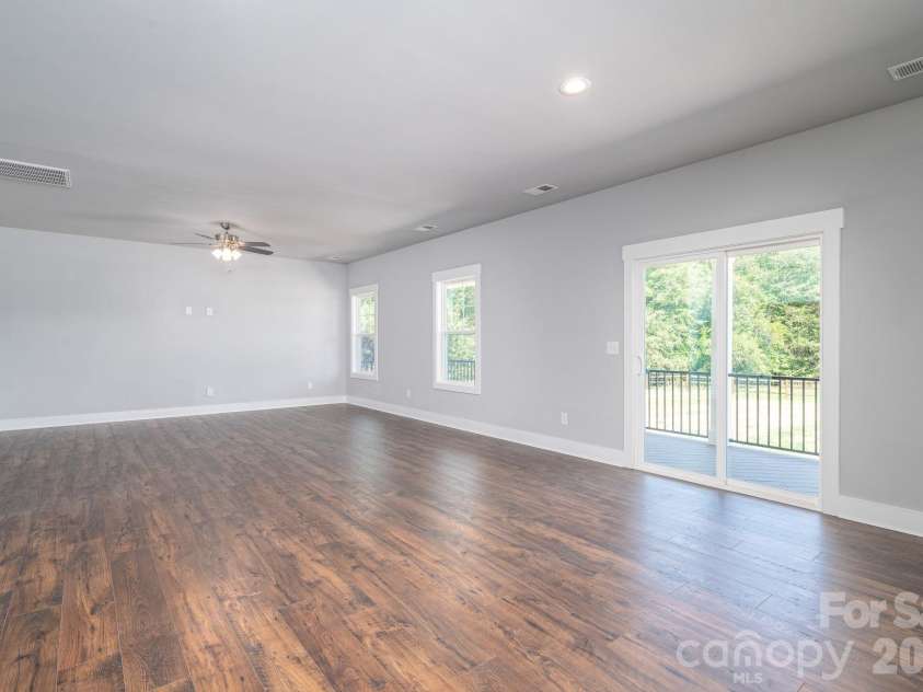 1337 Zeb Haynes Road, Maiden, NC 28650.  MLS# CAR4415643, YatesRealty ID 38495. 