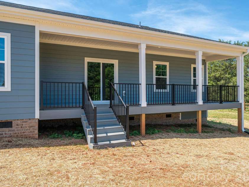 1337 Zeb Haynes Road, Maiden, NC 28650.  MLS# CAR4415643, YatesRealty ID 38495. 