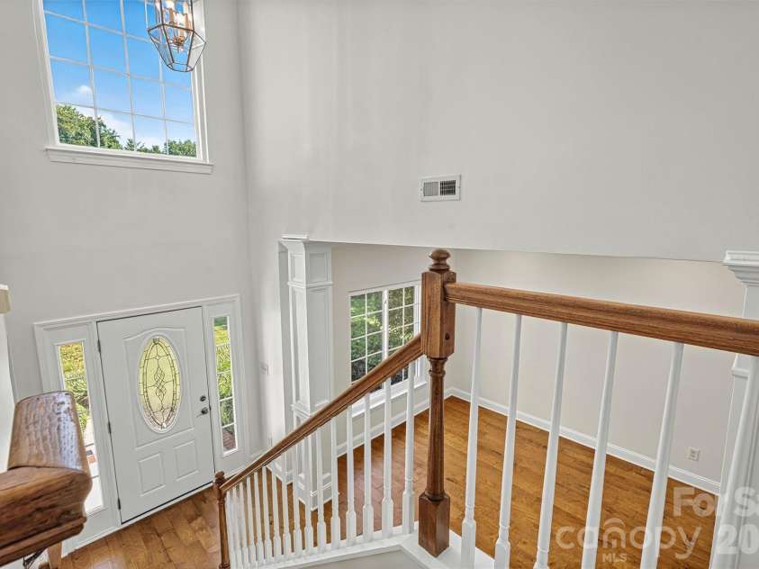 7542 Sedgebrook Drive, Stanley, NC 28164.  MLS# CAR4401228, YatesRealty ID 38497. Beautiful light from foyer